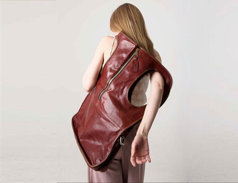 Selecting the Perfect Handmade Leather Evening Bag
