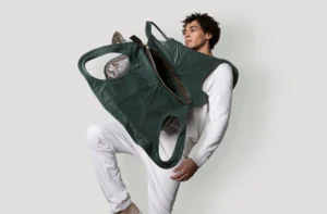 Stylish Leather Shoulder Bags for Men in New York