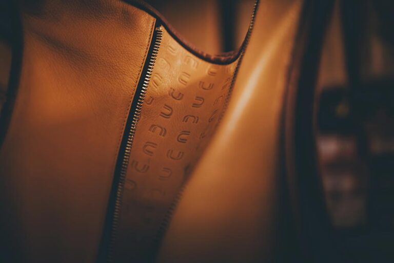Luxurious Leather Travel Bag