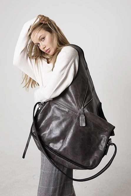 Women's Leather Tote Bags in Classic Styles